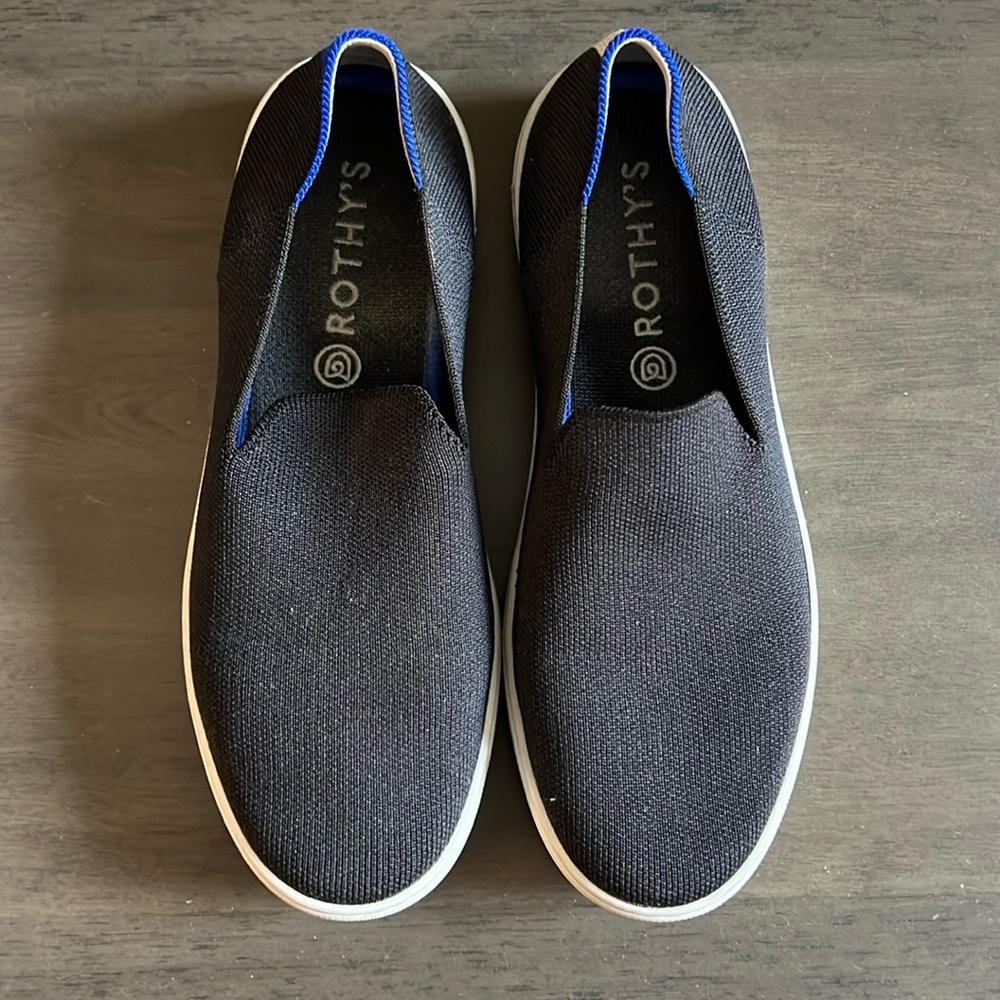 Rothy’s- slip on sneakers - women’s size 9 - black - good condition